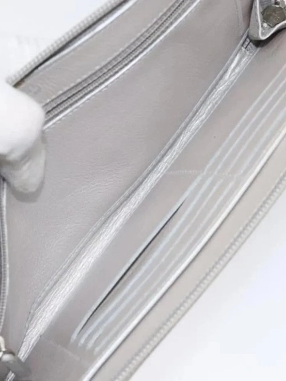 CHANEL Camelia Long Wallet Leather Silver CC Auth am7960